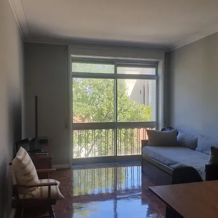 And Riverside Apartamento